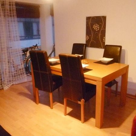 Luxury Town Centre Apartment คินเซล ภายนอก รูปภาพ
